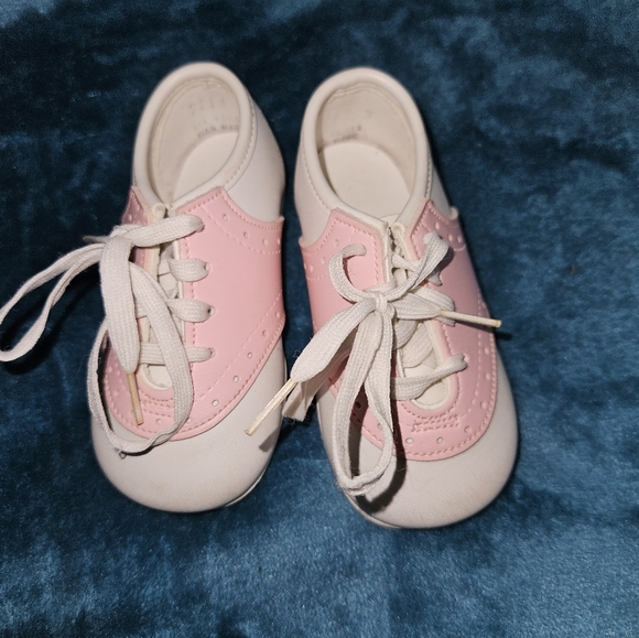 Buster browns saddleback shoes - Picture 3 of 8